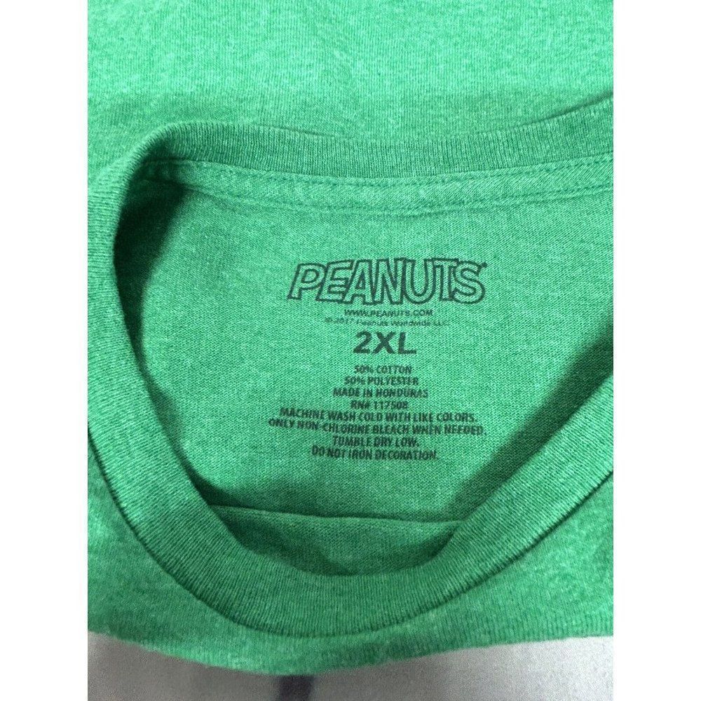 Snoopy Keepin It Real Christmas T Shirt Snow Globe Santa Hat Peanuts Green 2XL - Picture 5 of 6